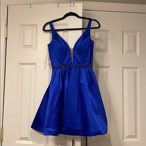 Short prom/formal dress